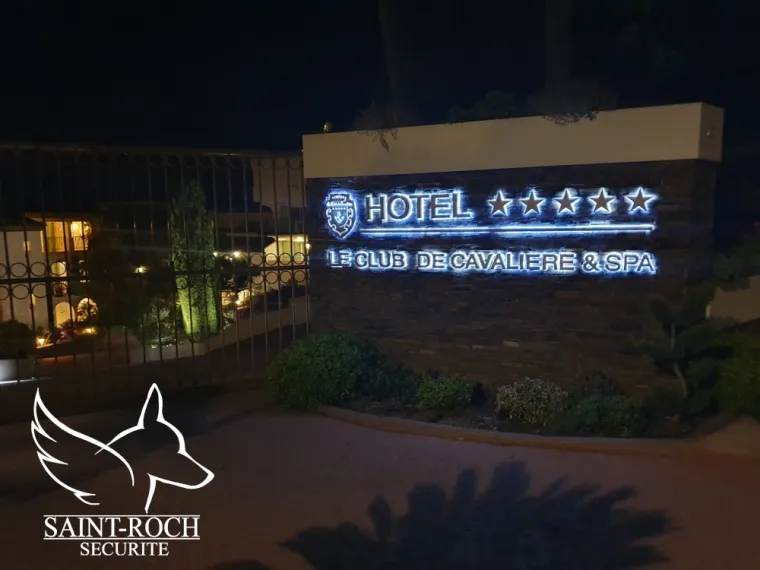 Entrée Club de Cavalière et SPA